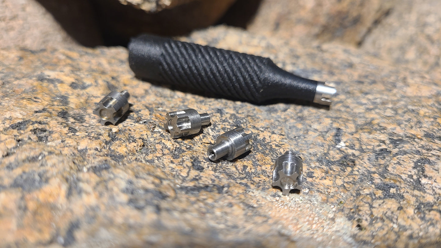 Flow Hub Caps M2 - fits Axial SCX24 - fits FCX24m