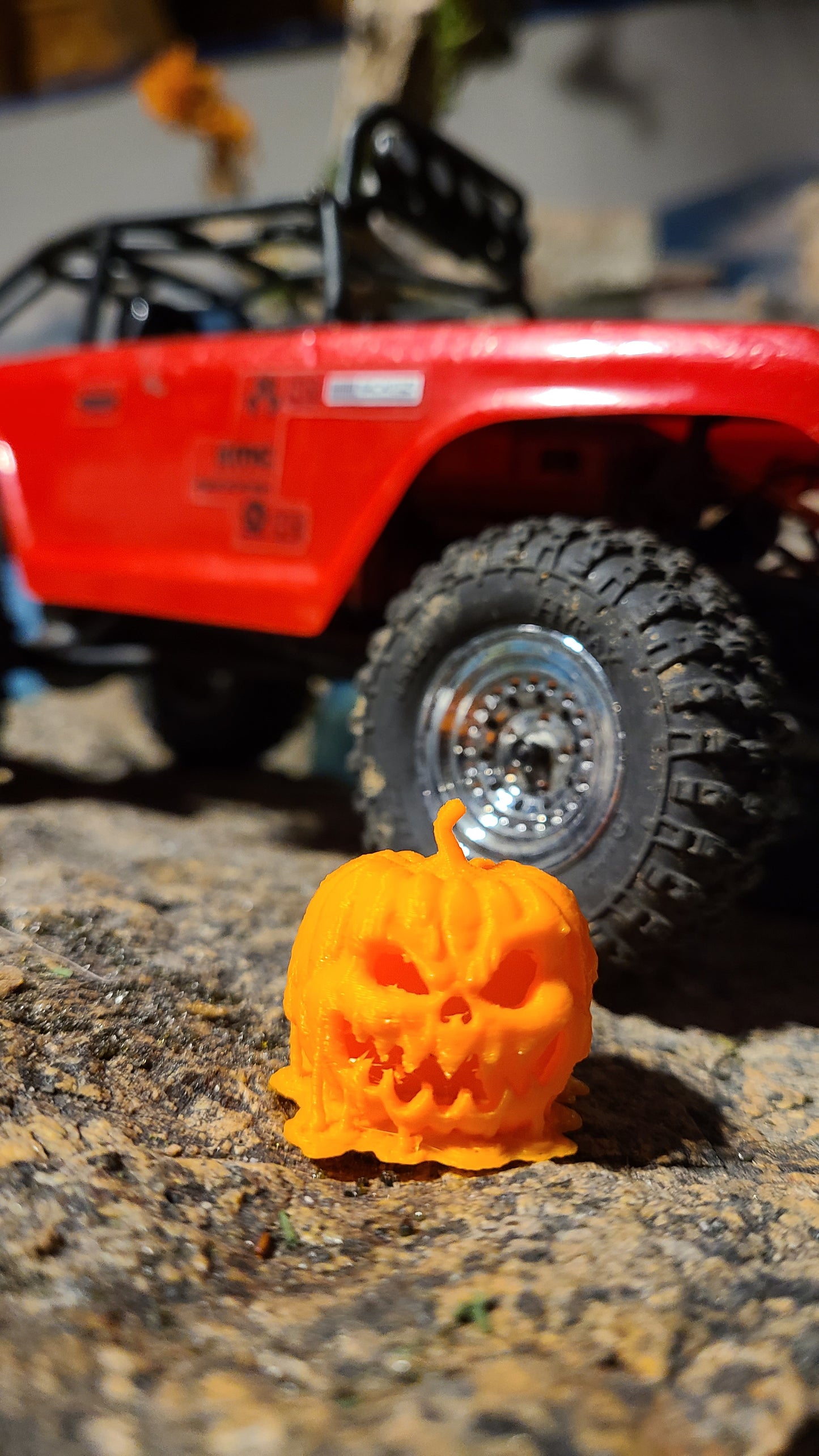 Scale Pumkin - Melted Face 🫠