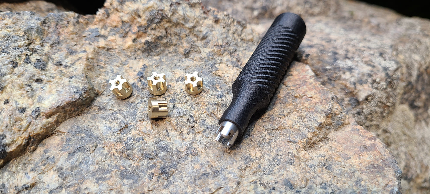 Flow Hub Caps M2 - fits Axial SCX24 - fits FCX24m