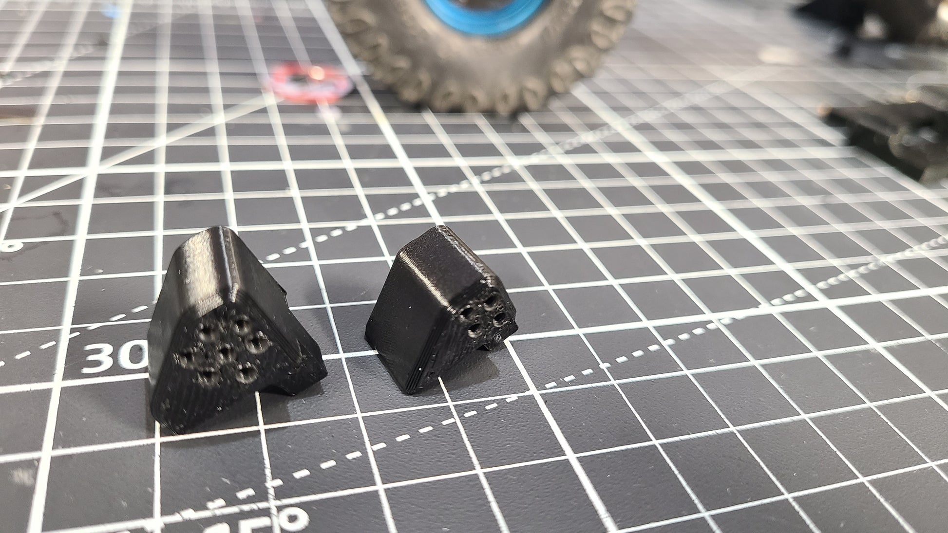 Flow Rear Link Riser - Fits Hobby Plus CR-18/FX118 – 3Flow9RC