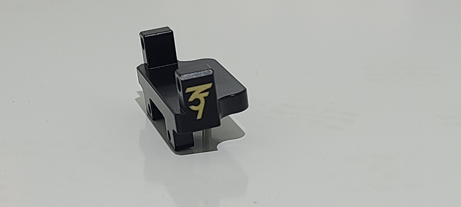 726421_3 726421_3