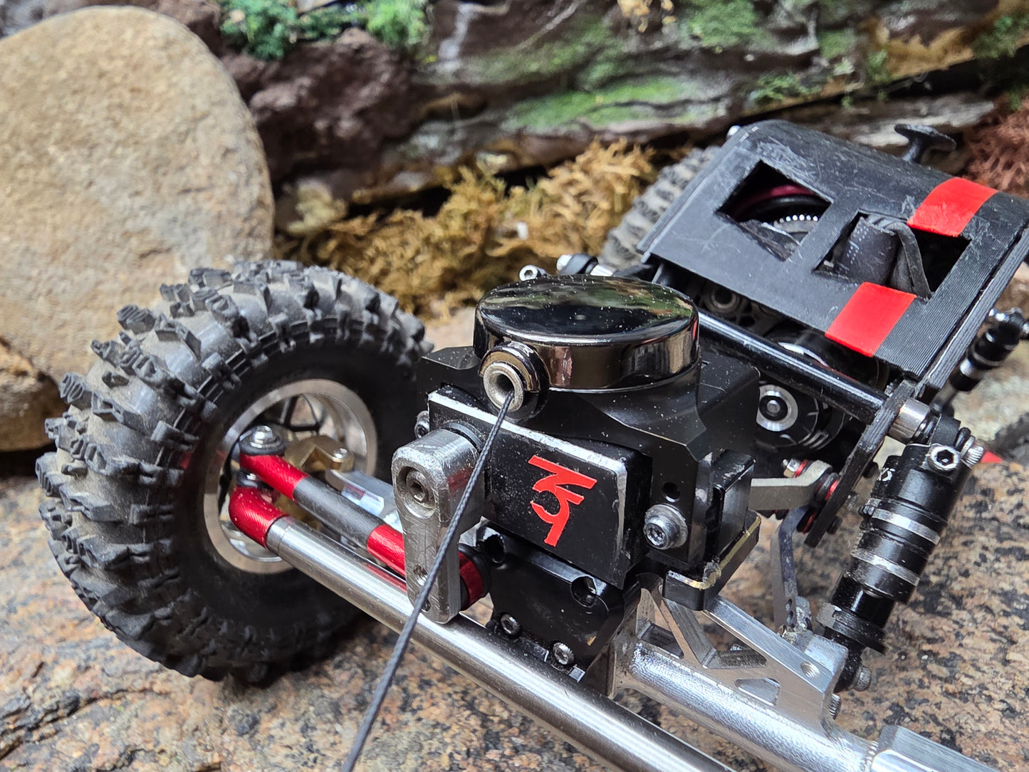 Winch On Servo (W.O.S.) Fits 18-24 scale