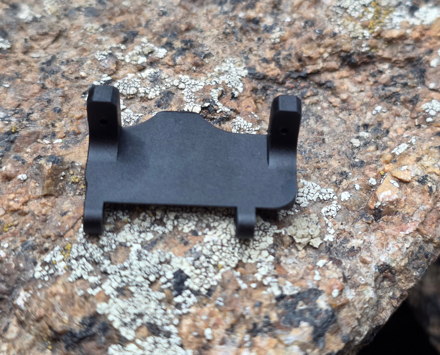 Cascade Servo Mount - Fits Redcat Ascent 32