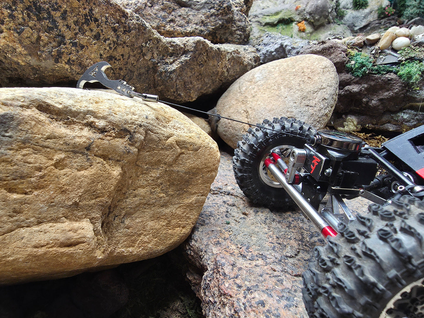 Winch On Servo (W.O.S.) Fits 18-24 scale