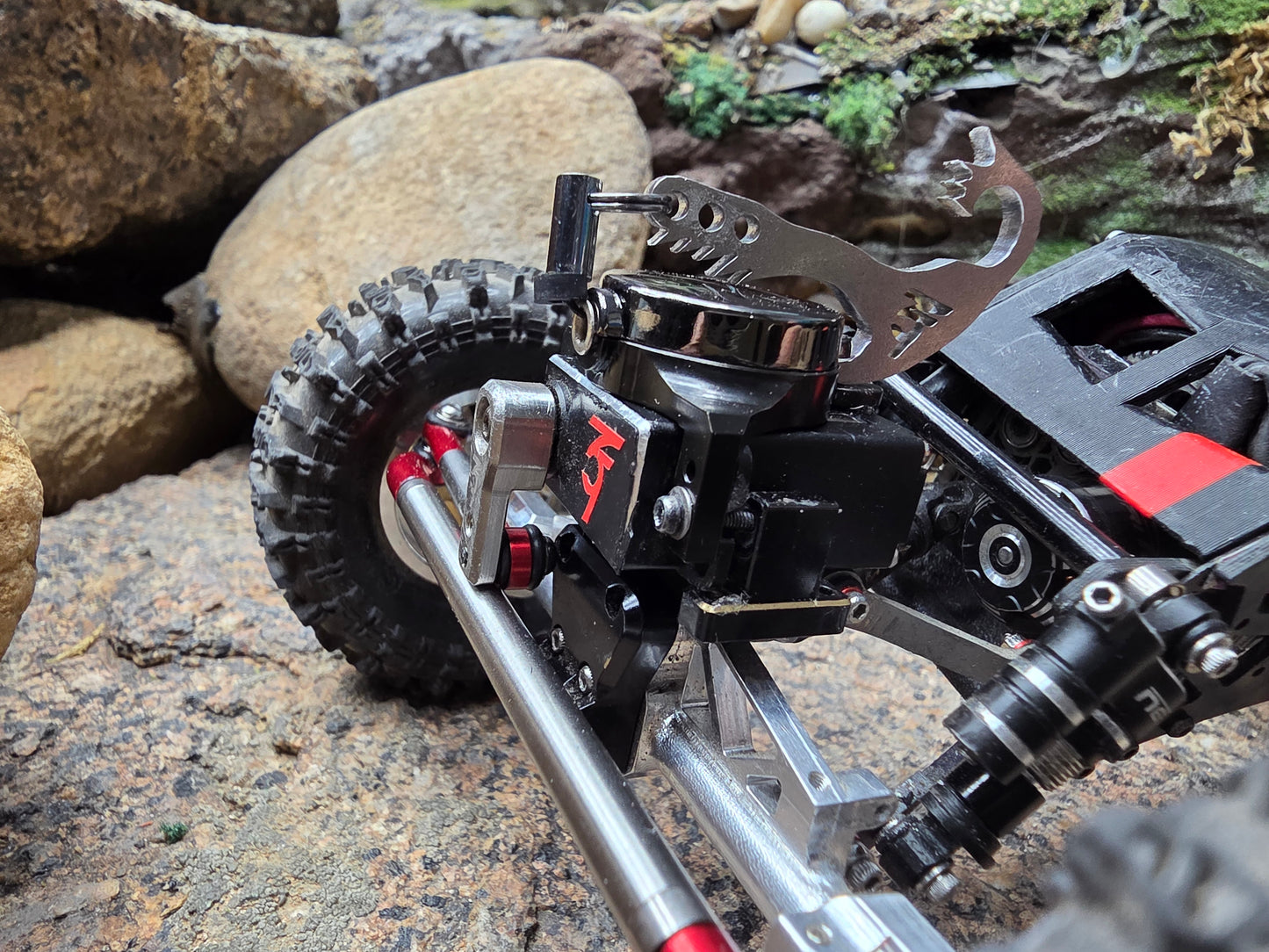 Winch On Servo (W.O.S.) Fits 18-24 scale