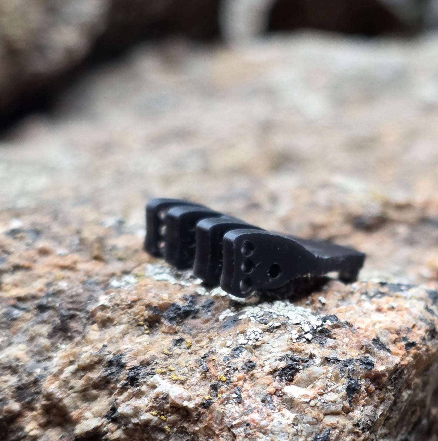 Flow Rear Link Riser - Fits Ascent 32